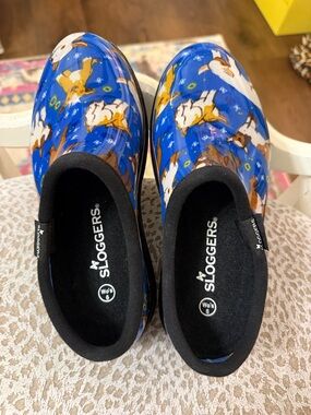 🐐Sloggers Garden Shoes Size 6